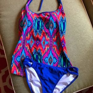 Hapari tankini & matching bottoms